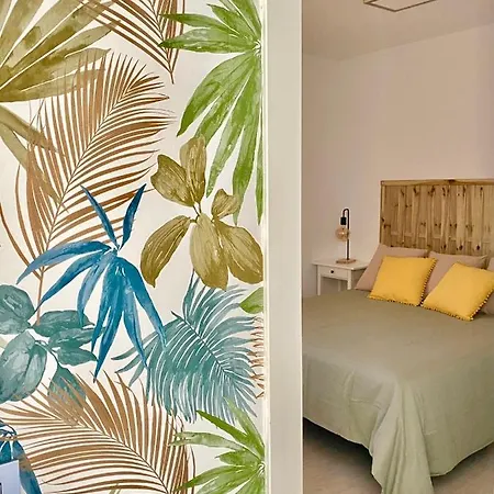 Olas En Апартаменты *