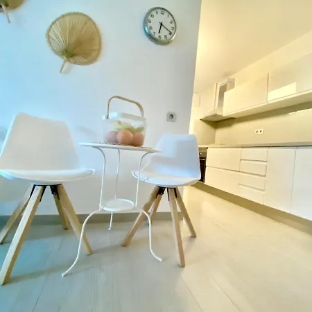 Olas En Апартаменты *