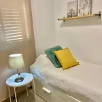 Olas En بلايا ديل إنغلز